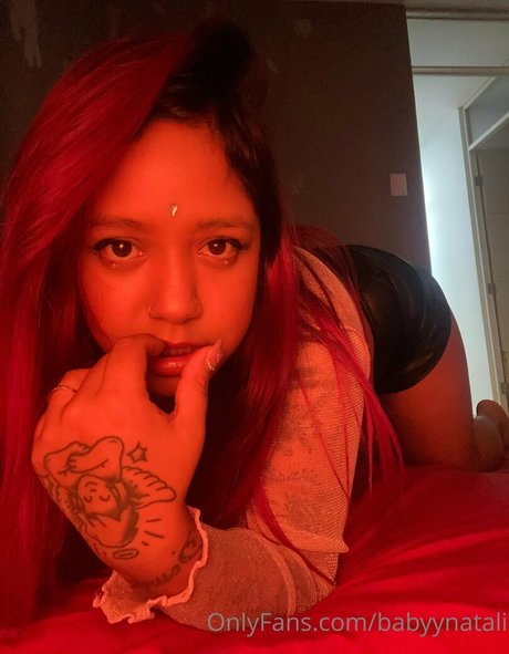 babyynatali model xxx photo