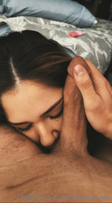 nessyryan beautiful model photo