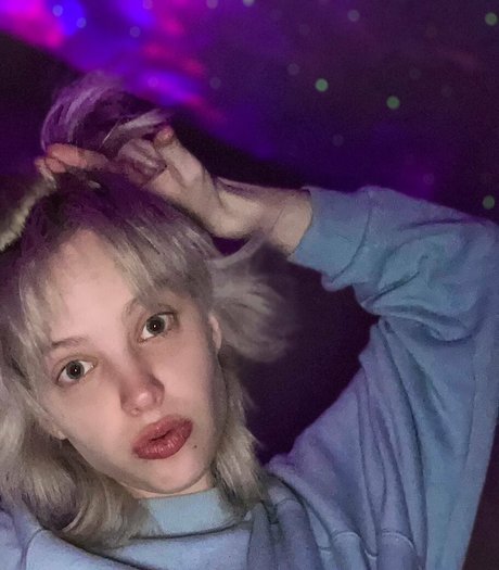 aquaticblonde model sex pic