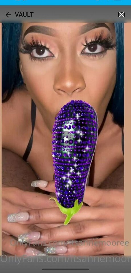 itsannemooree model porn image