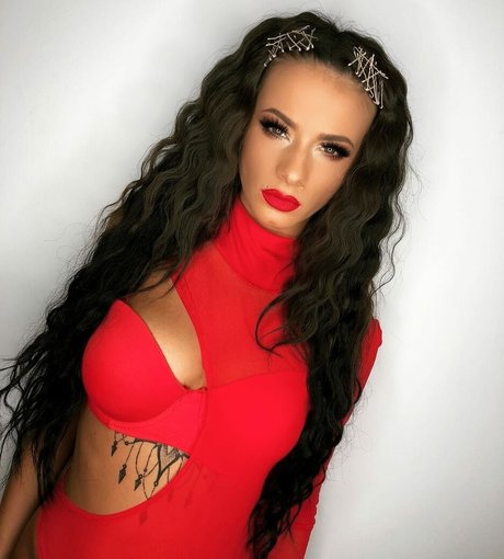 AndreeaNicoletaDinu erotic pornstar gallery