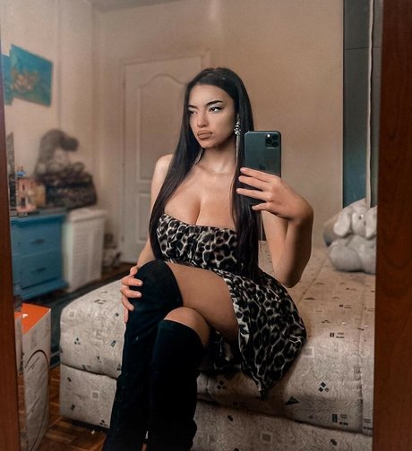 Kristina Djedovic high quality model img