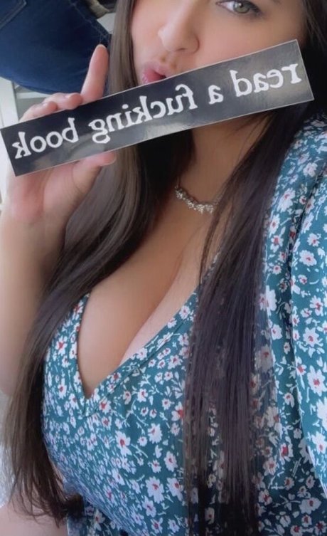 Vanessa Romero model exclusive picture