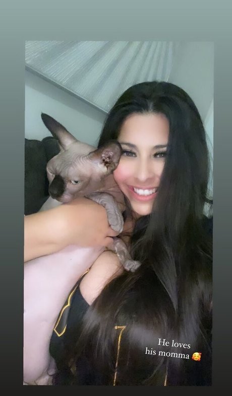 Vanessa Romero free star galleries