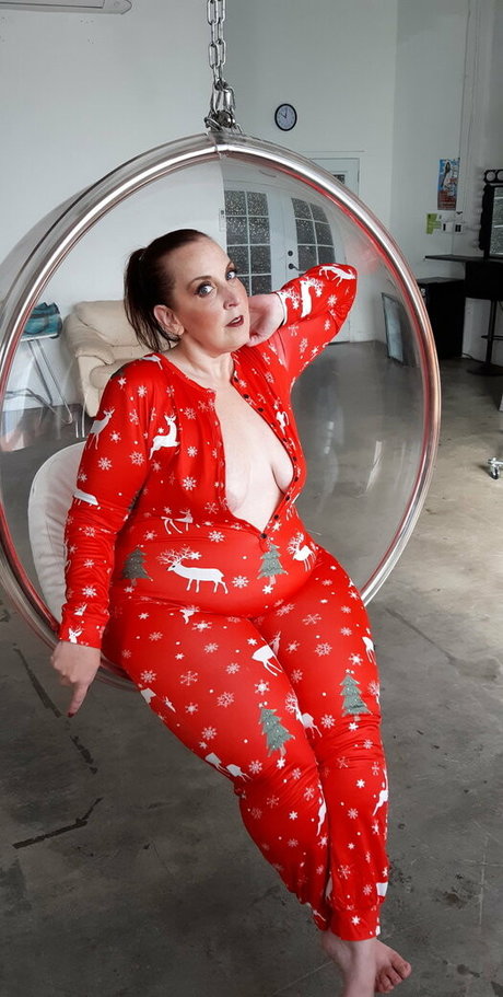 big tits mom onlyfans porn images