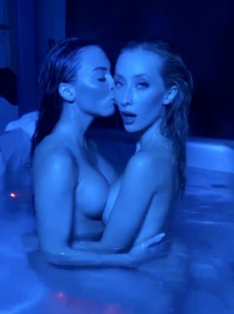 courtneymeyers18 nudes pornstar photo