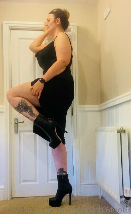 amazonbeth 6foot6 hd actress pic