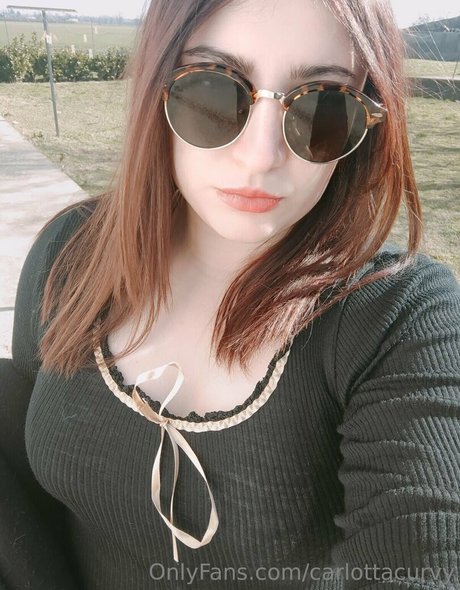 carlottacurvy star hd pics
