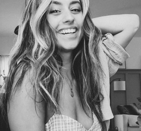 kastaclysm hot actress photo