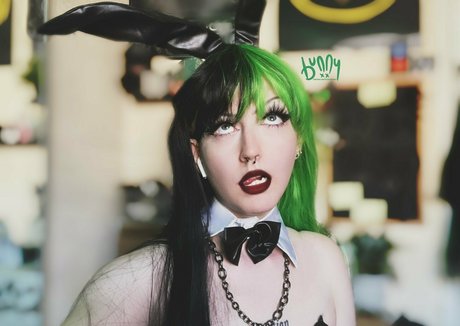 notbunnybrat pornstar img