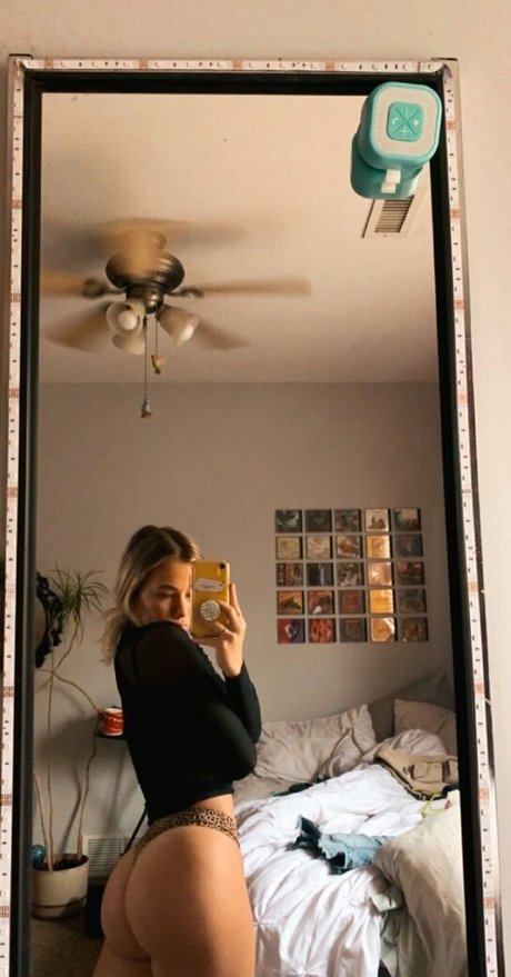 blonde shemale onlyfans hd pics