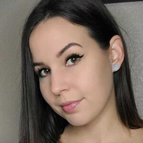 thisbishhh nudes actress pictures