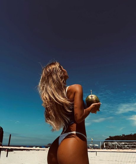 Alessandra Prado star pornographic picture