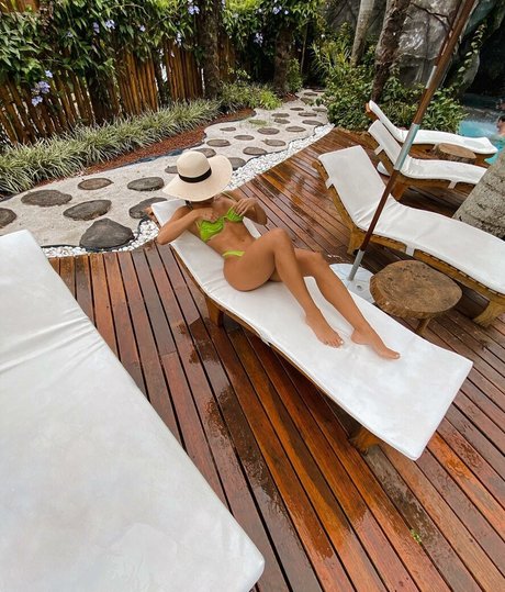 Alessandra Prado nice star galleries