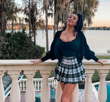 Olivia O beautiful model archive