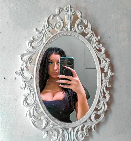 Olivia O Profile photo