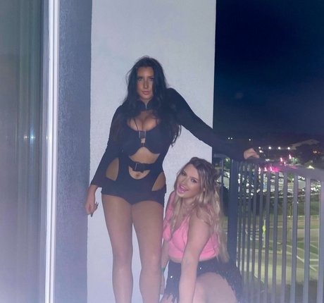 Olivia O high quality pornstar pics