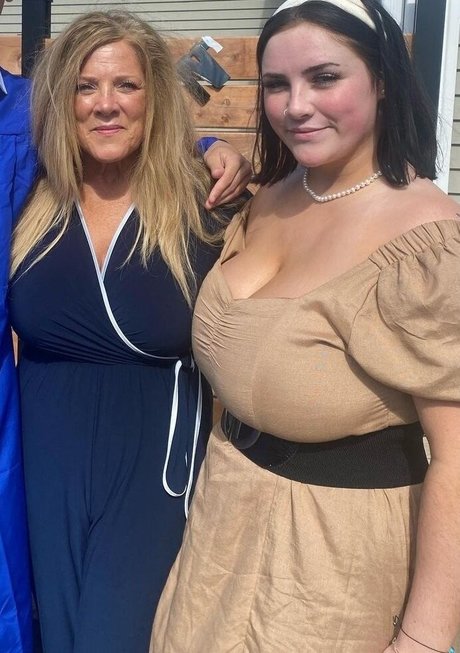 Kenzie A nice pornstar pics