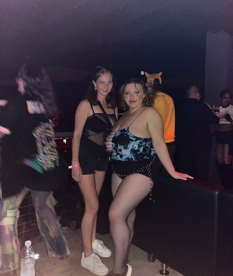 sexy mom onlyfans free pic