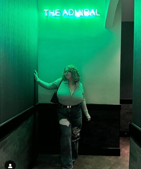 blonde secretary onlyfans exclusive gallery