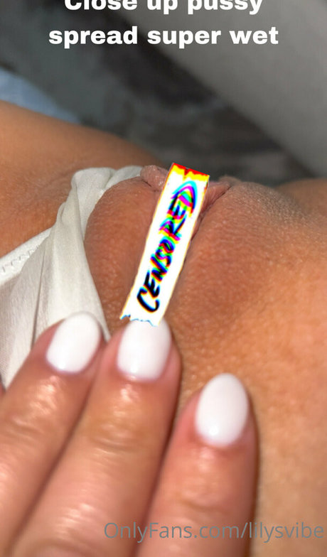 lilysvibe model pretty images