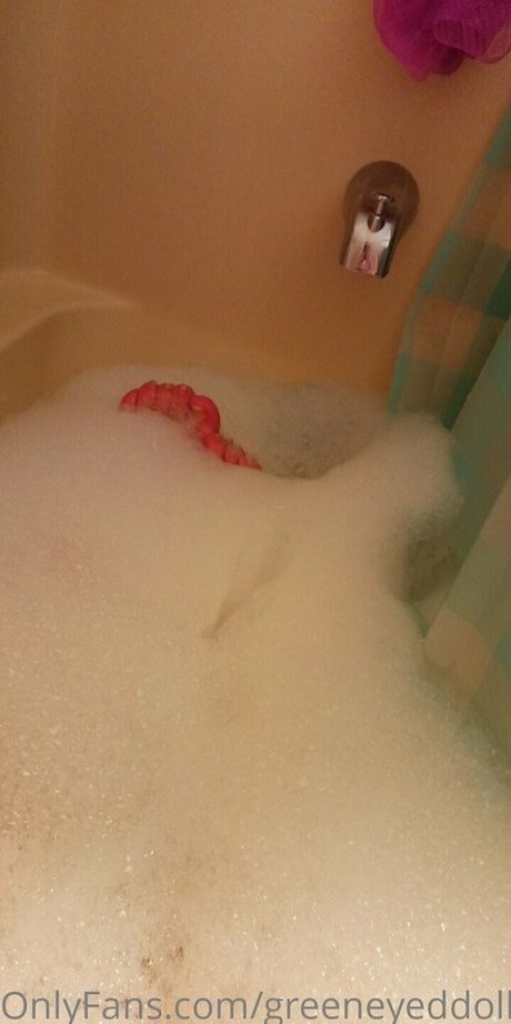 greeneyeddoll91 nice star pic