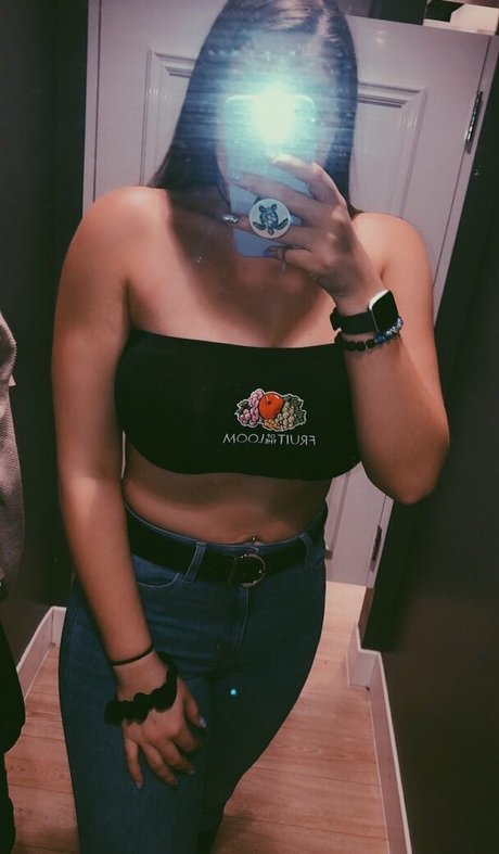 Hannah V sex actress photos