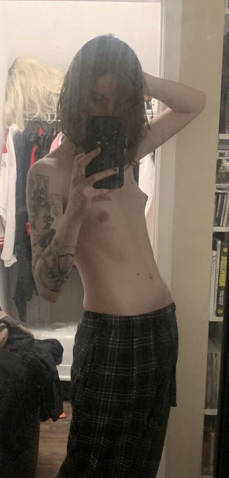 littledeadfairy naked actress photo