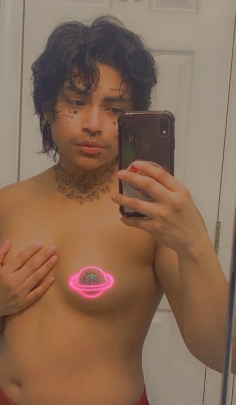 Stevieryu hot pornstar photos