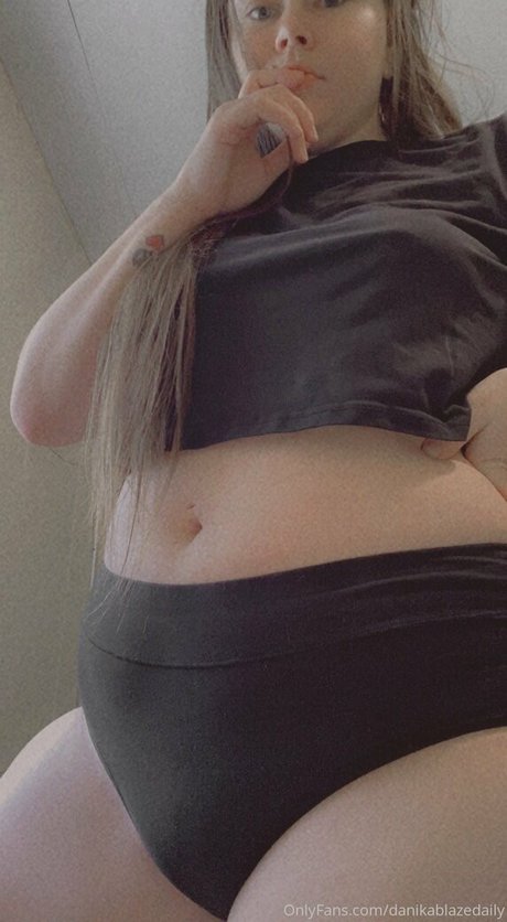 mature pawg onlyfans erotic pic