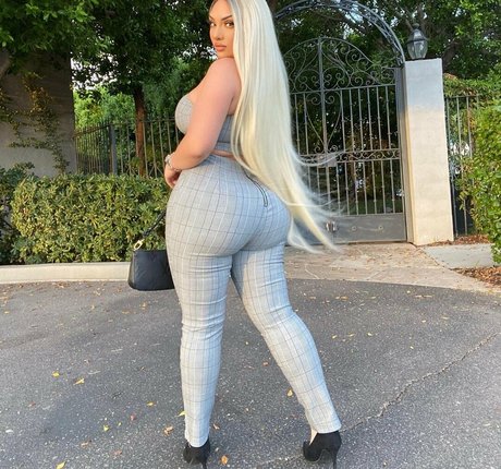 post op shemale onlyfans nude photos