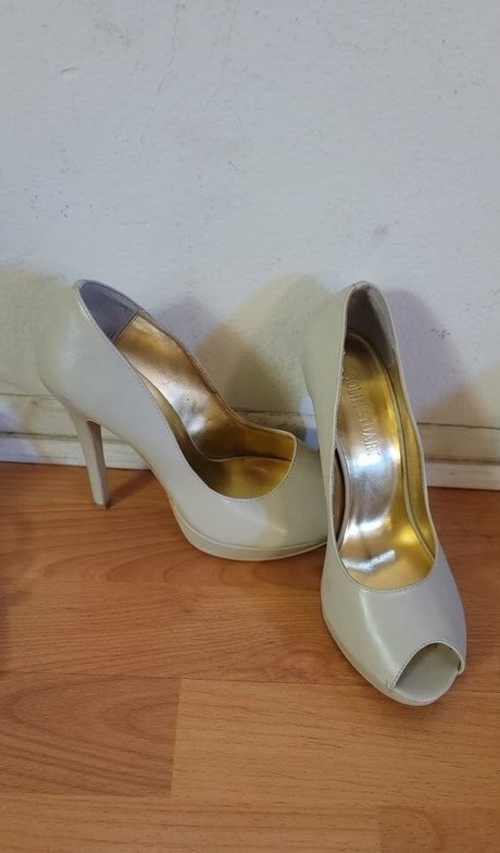 elizabethtran model free galleries