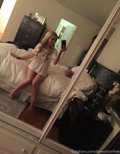 breeolsonfree naked actress archive