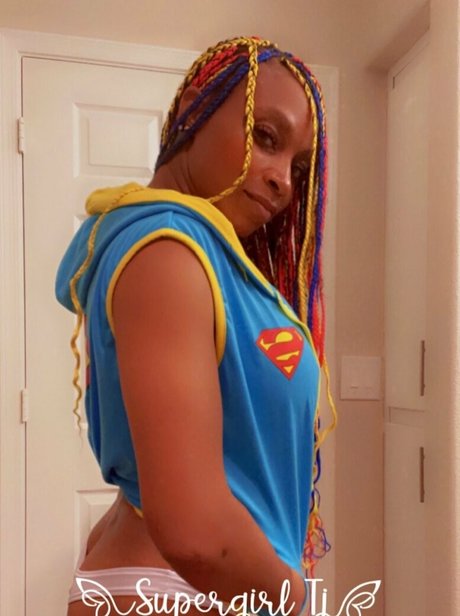 supergirltj free top model picture