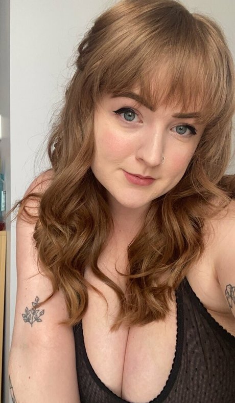 Cayley M star beautiful images