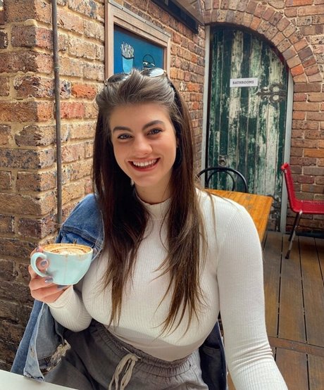 Tiana Hawkins art actress pics