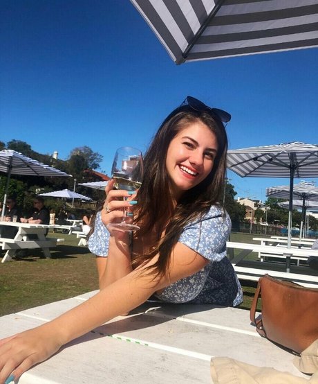 Tiana Hawkins xxx actress galleries