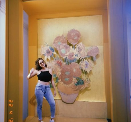 Alice M nudes pornstar pic