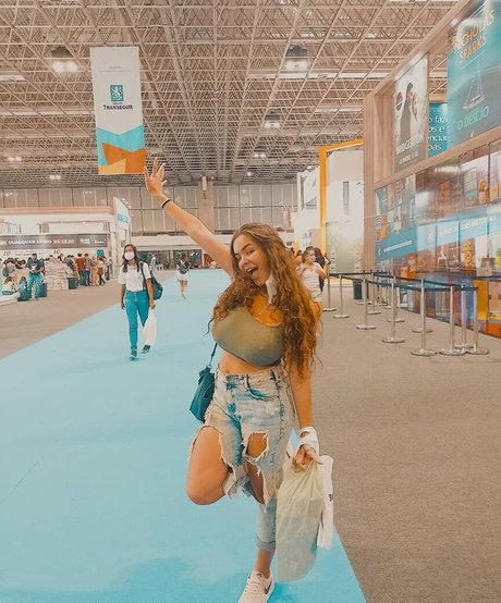 Alice M model pretty photos