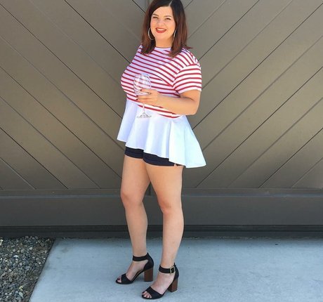 curvy teen onlyfans sexy nude pic