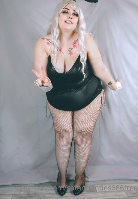 satanpanties666free nudes model pic