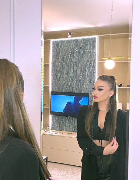 renatabianca1 pornstar sex picture