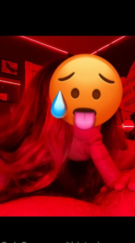 thictoriamyers pornstar top photo