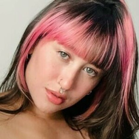 Felline SG pornstar beautiful picture