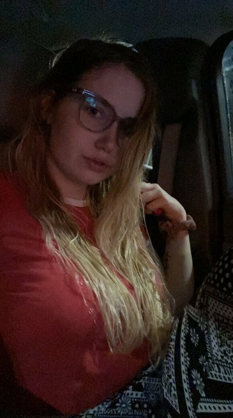 nikoletlarie nudes star picture