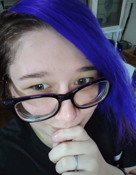 young asian onlyfans porno image