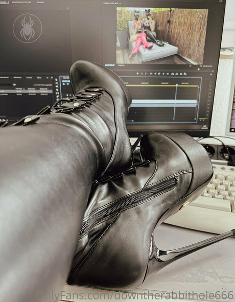 downtherabbithole666 sex star image