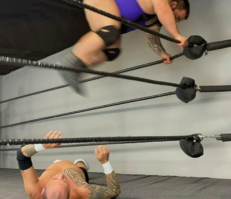 wolfcockchubs pornstar exclusive gallery