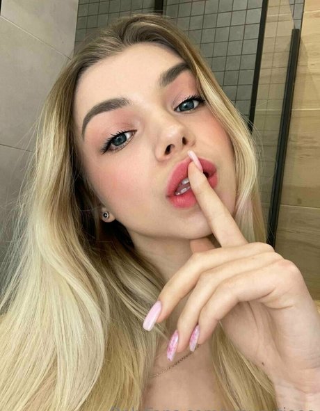 amycutieee star best picture