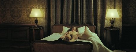 Vicky Krieps model art image